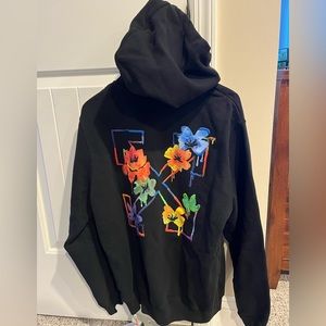 *NWT* Off-White Floral Black Embroidered Hoodie — Size XXS